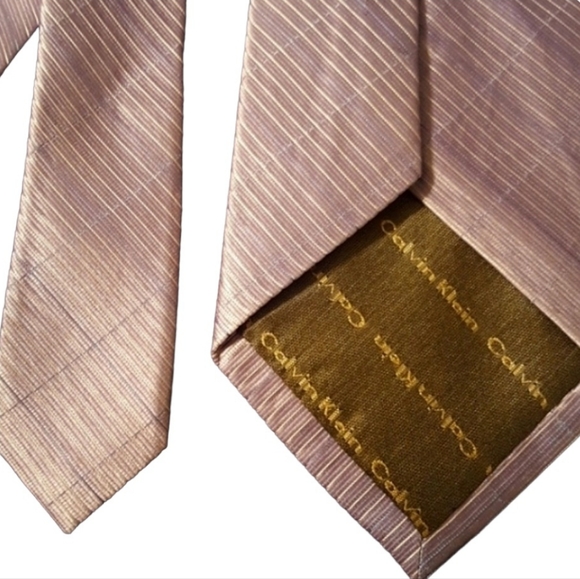 Calvin Klein Other - NEW Men's Calvin Klein 100% Silk Tie